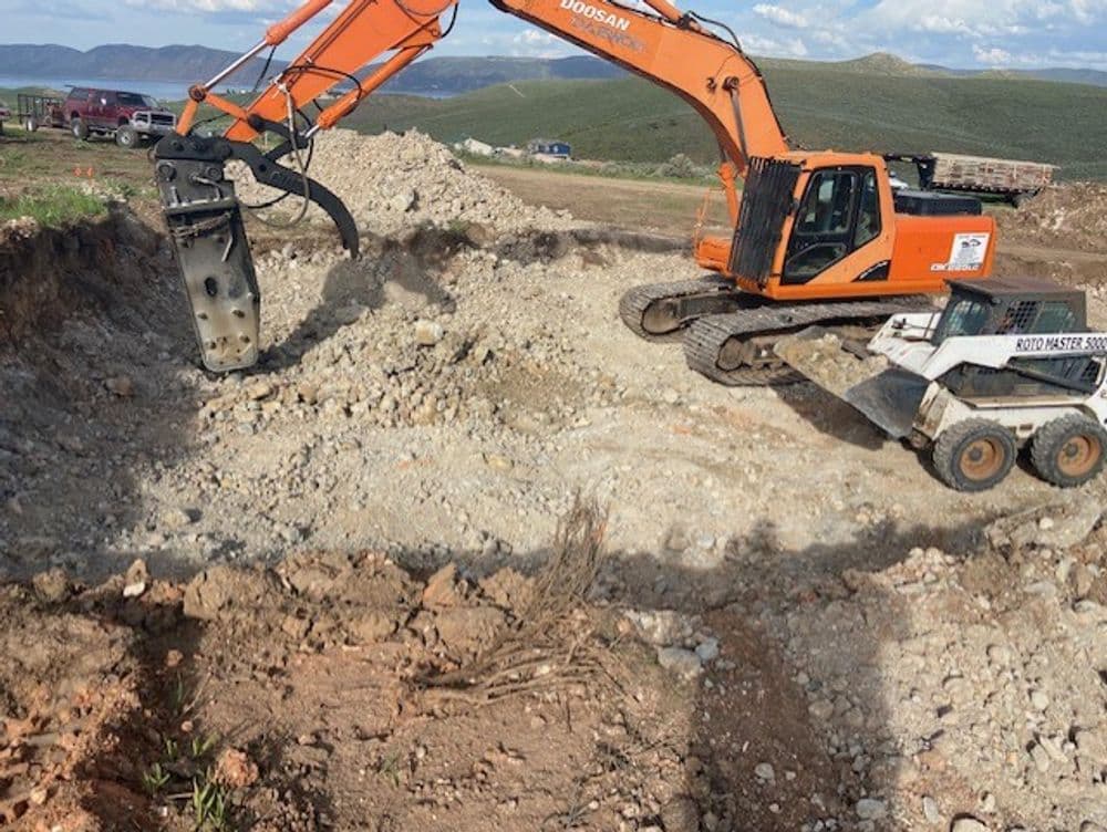 Rock Hammering image